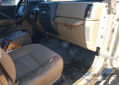 2000 Jeep Wrangler Se z USA, uszkodzony, nr VIN 1J4FA29P4YP756060